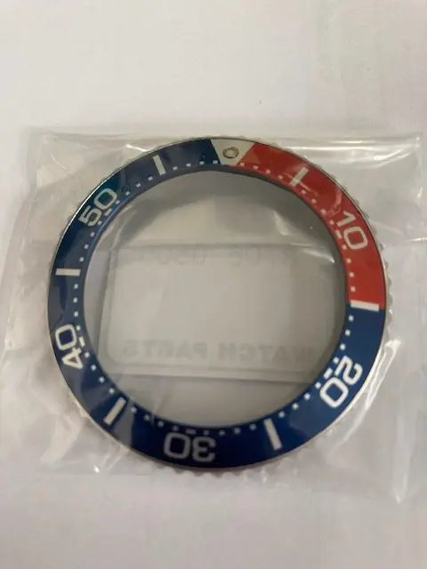 Seiko SSC019 Prospex Solar Pepsi Rotating Bezel V175-0AD0 SSC031 Product Thumbail (View full Size)